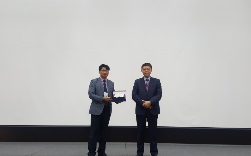 Young Investigators Award - Korea 2016